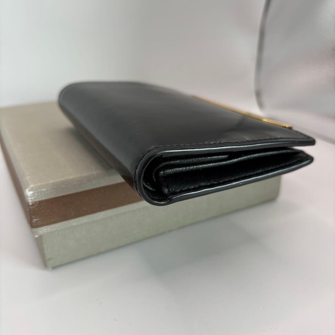 MARNI 二つ折り財布　ブラック　ゴールド　光沢　コンパクト　ウォレット　財布