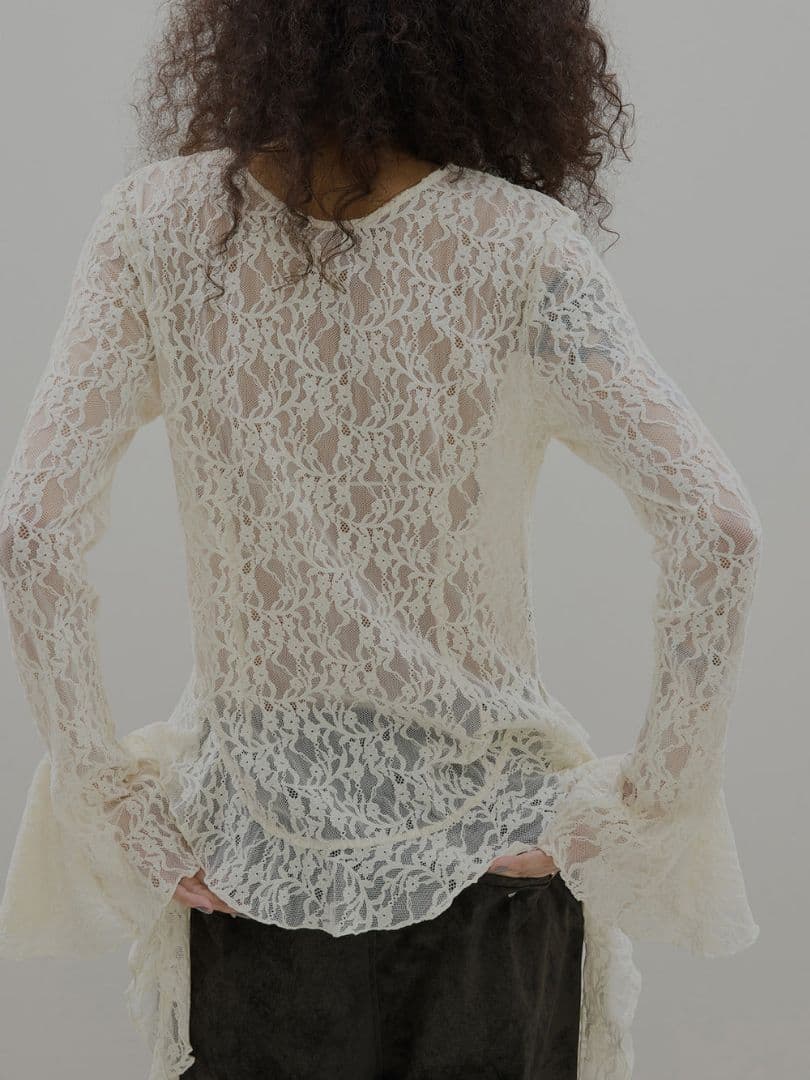 AmeriVINTAGE　UND 2WAY CUT LACE FRILL TOP