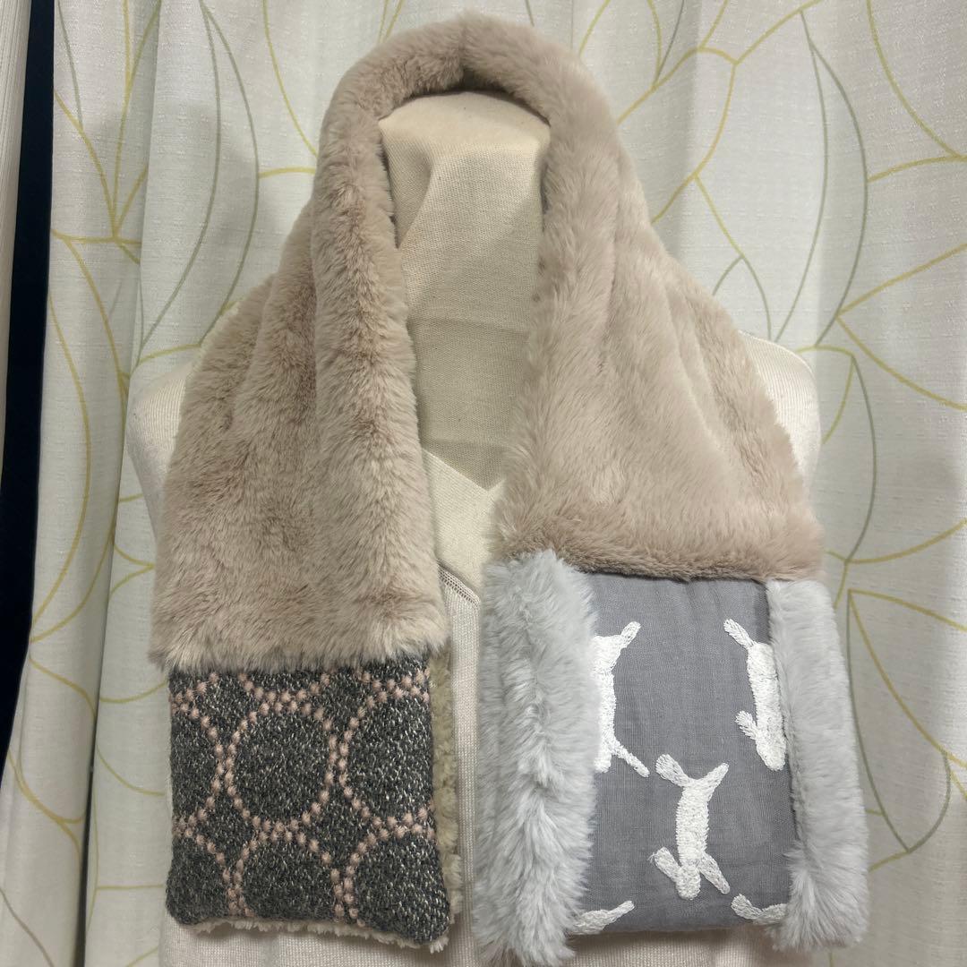 ＊さゆ＊ページ　ハンドメイド　スヌード（ボタン付き）