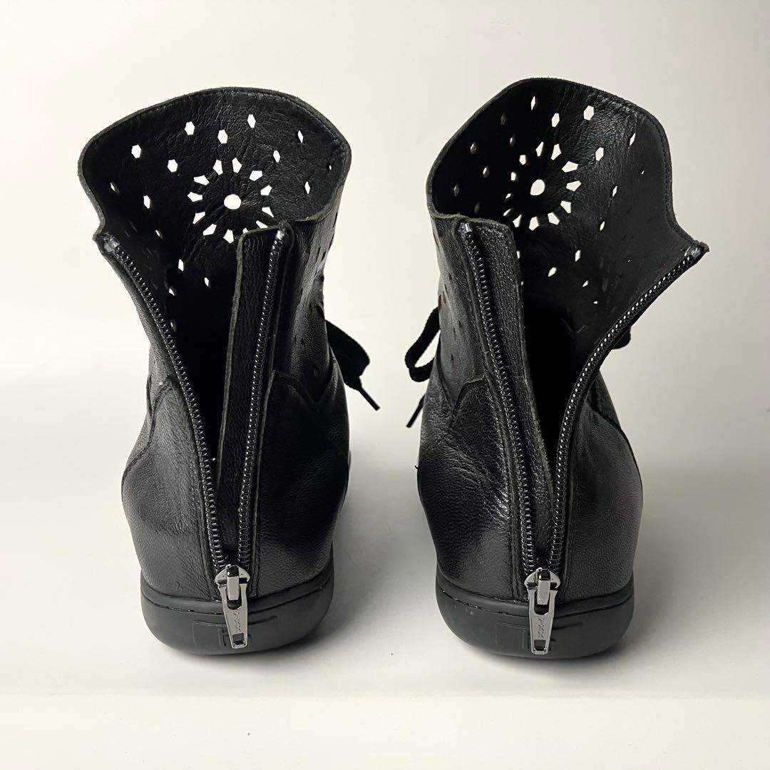 【未使用】SENSO UNICO t.b カットワーク　ショートブーツ　花柄　黒