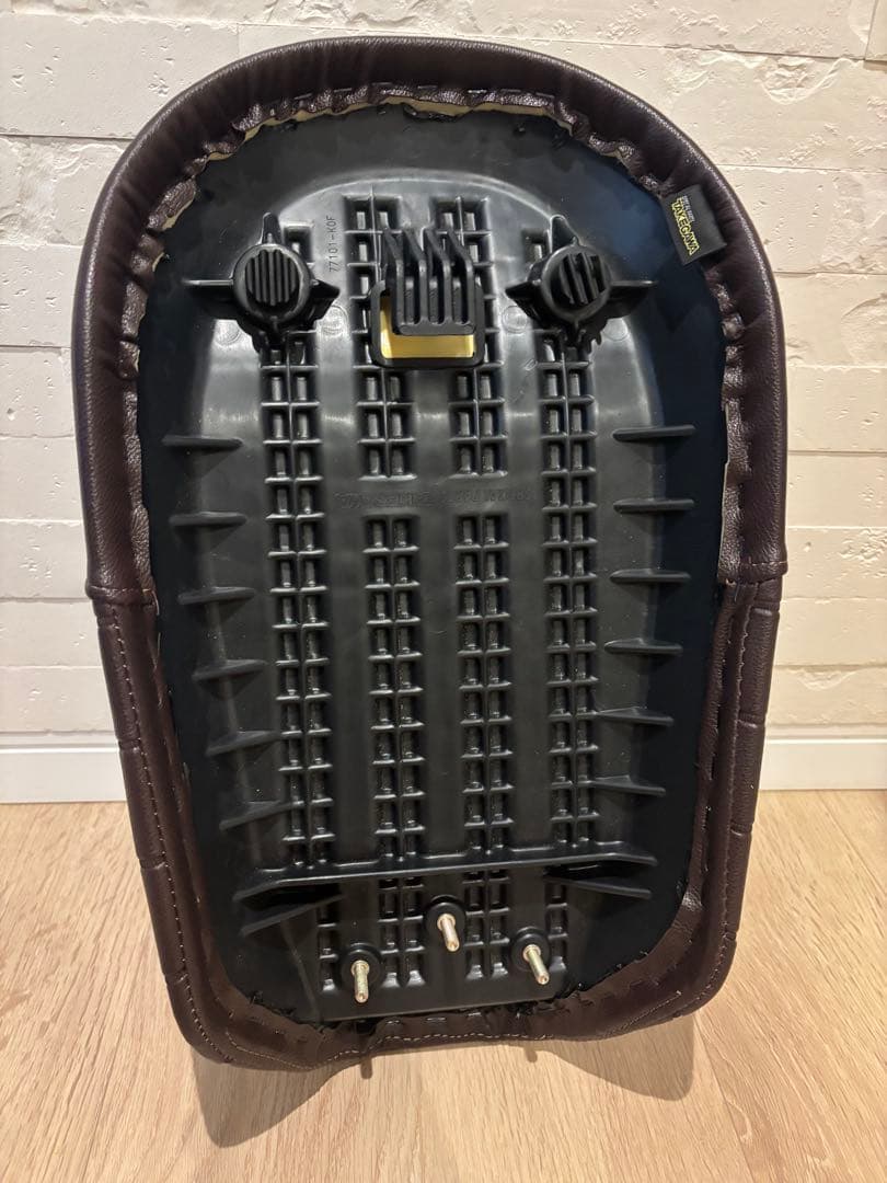 モンキー125 SP武川ブラウンタックロールシート