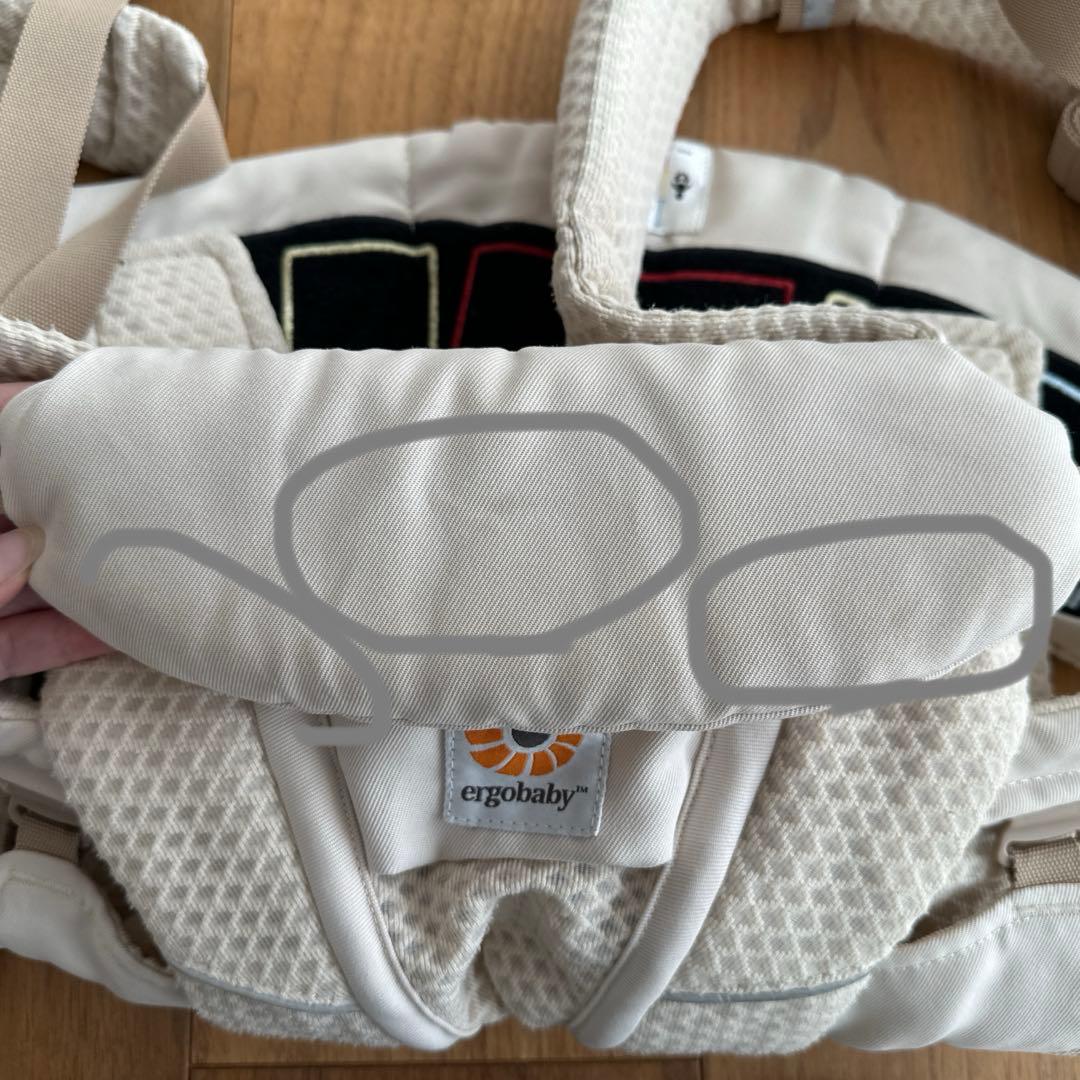 エルゴベビー抱っこひも　ナチュラルベージュ　OMNI Breezeポーチ付き