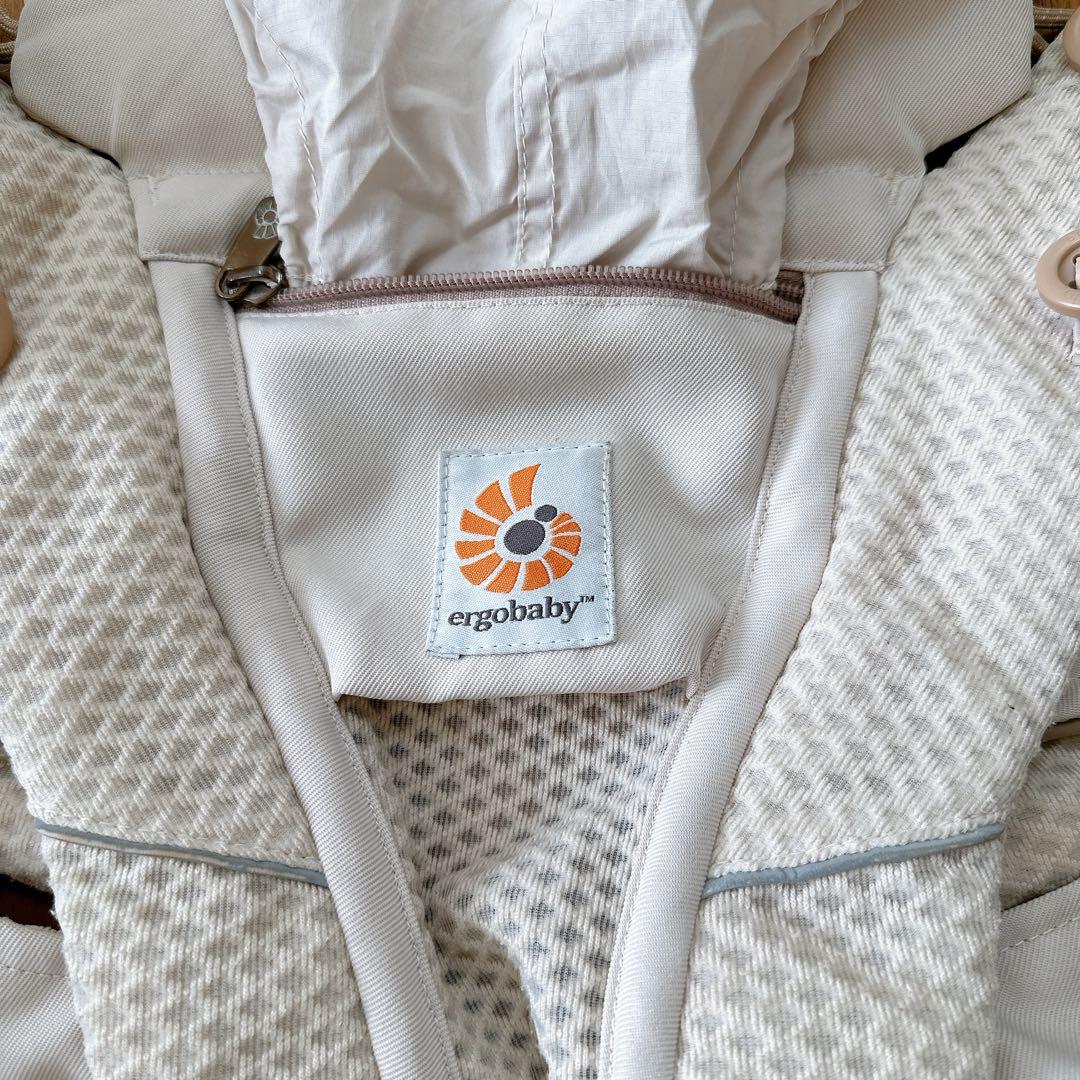 エルゴベビー抱っこひも　ナチュラルベージュ　OMNI Breezeポーチ付き