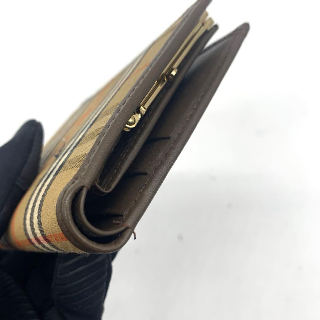 箱付き 美品 バーバリー ノバチェック二つ折り財布 がま口 コンパクト