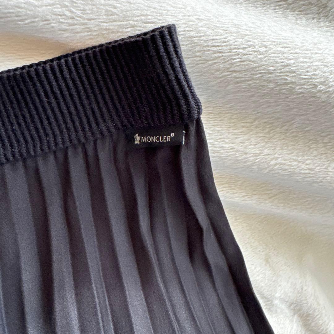 MONCLER ブラック プリーツスカート 40