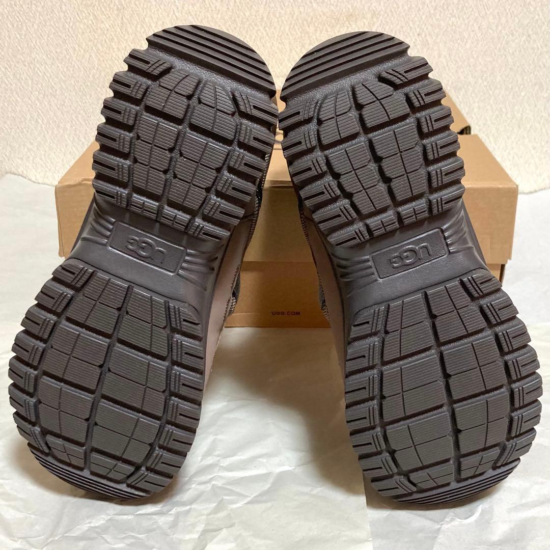 靴 [UGG] W YOSE PUFFER MID  Boot
