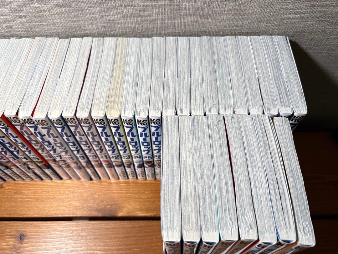 新品未開封多数　ブルーロック1〜37巻創刊全巻＋ブルーロック凪8巻全巻セット