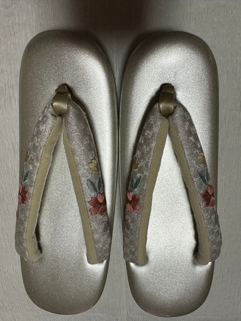 振袖フルセット 薔薇 モダン ブルー×ゴールド 成人式 振袖一式 人気のブルー系
