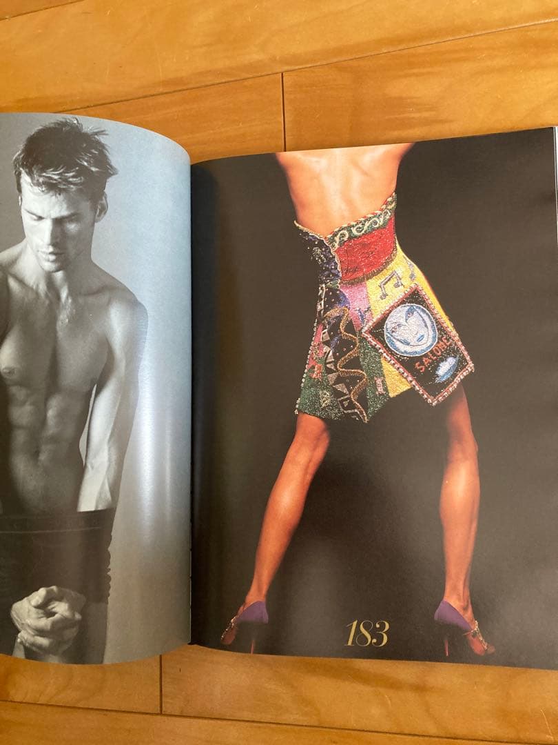 ヴェルサーチ作品集「Rock and ‥」アヴェドンBruce Weber