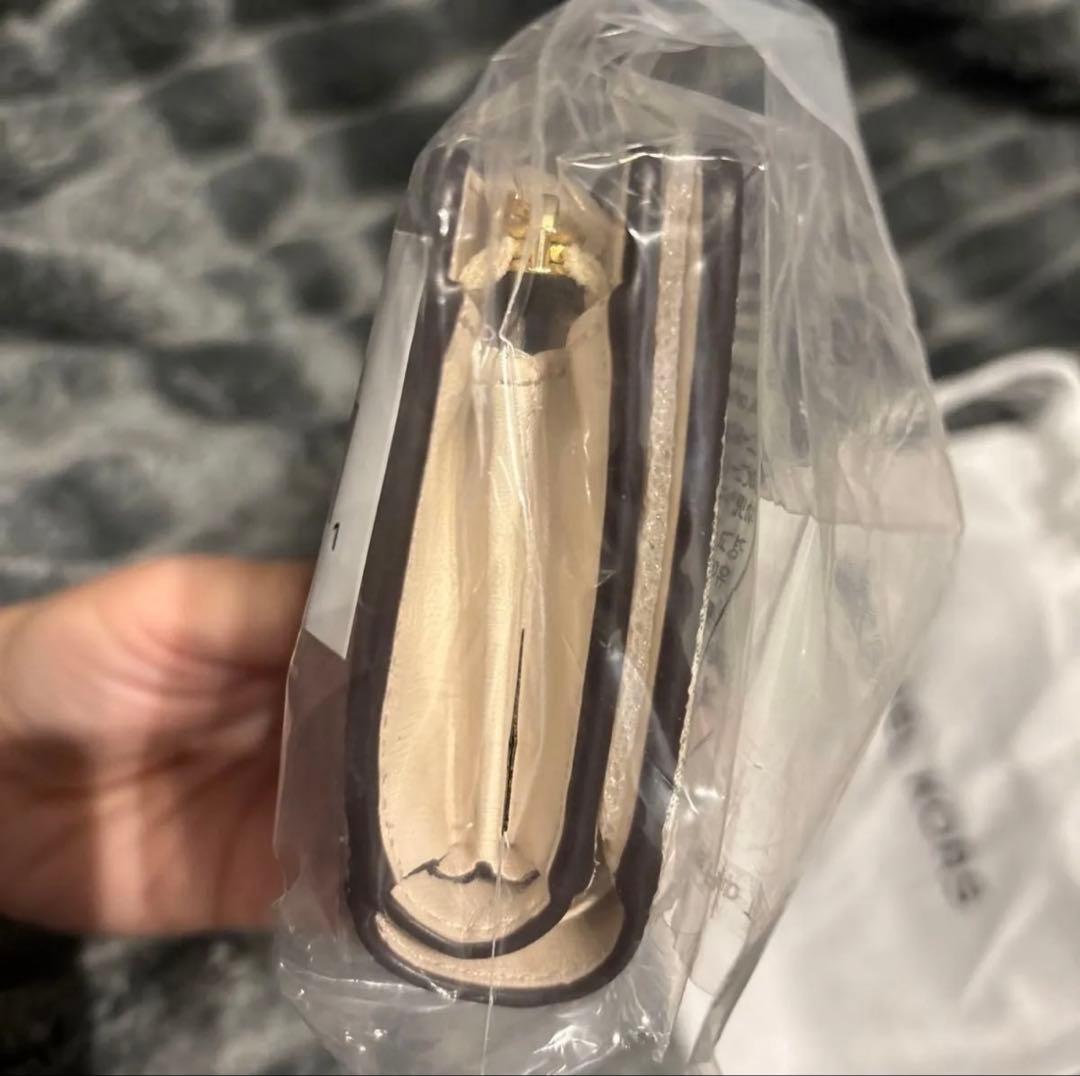 マイケルコース　お財布