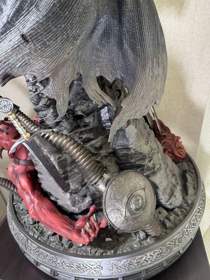 ガッツ(狂戦士の甲冑) スタチュー