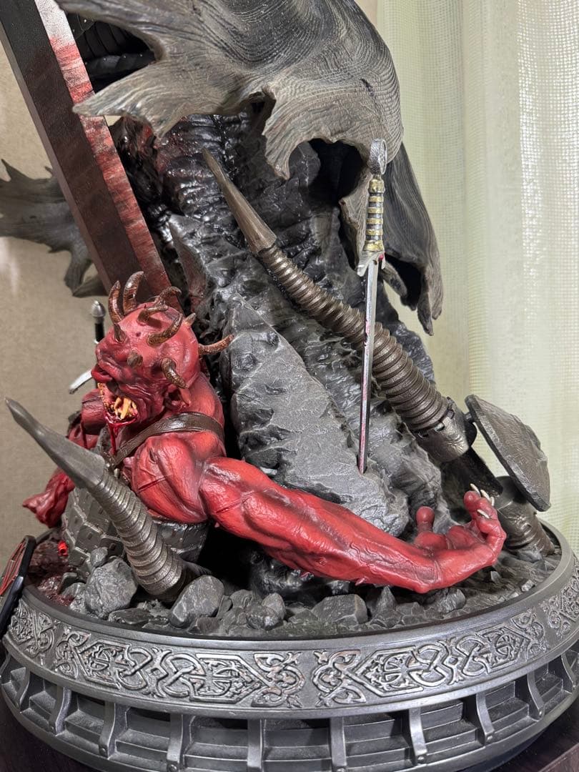 ガッツ(狂戦士の甲冑) スタチュー