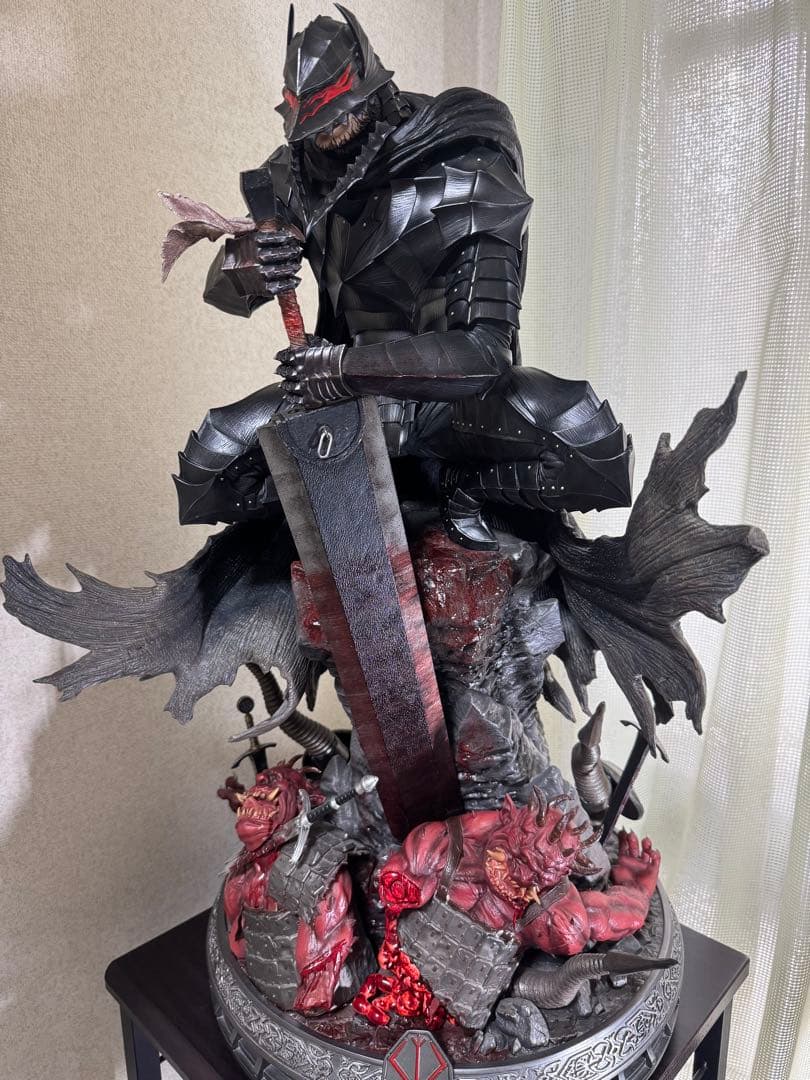 ガッツ(狂戦士の甲冑) スタチュー