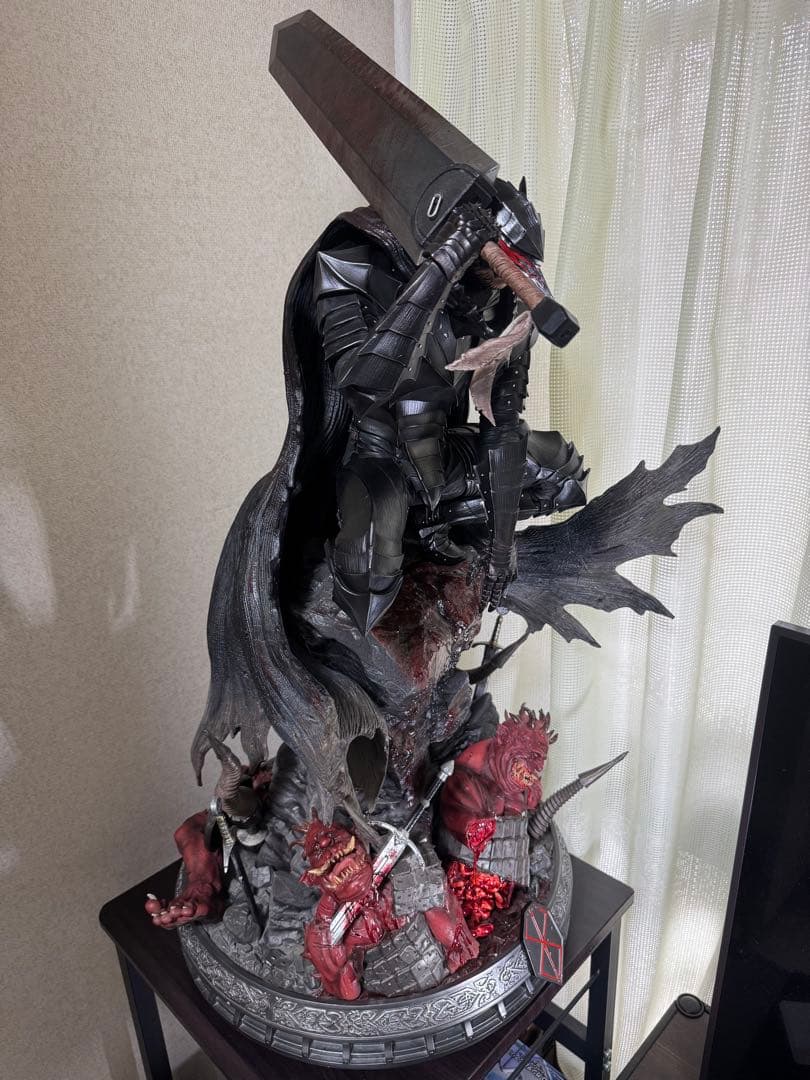 ガッツ(狂戦士の甲冑) スタチュー