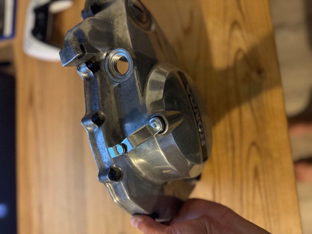 HONDA CB250T/CB400T クラッチカバー