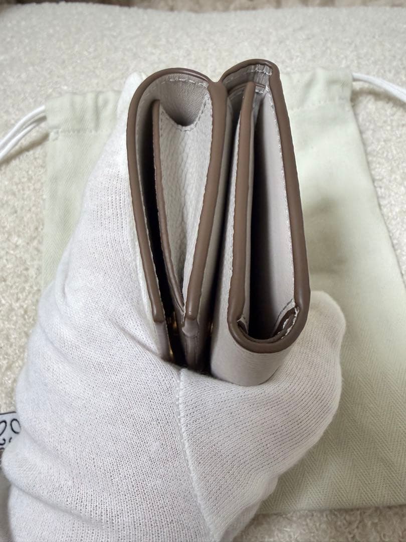 LOEWE アナグラムトライフォールドウォレット