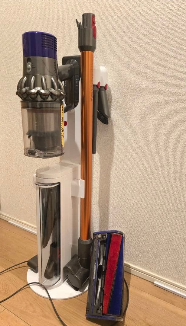 Dyson V10 SV12 スタンド付き 動作確認済み コードレス掃除機