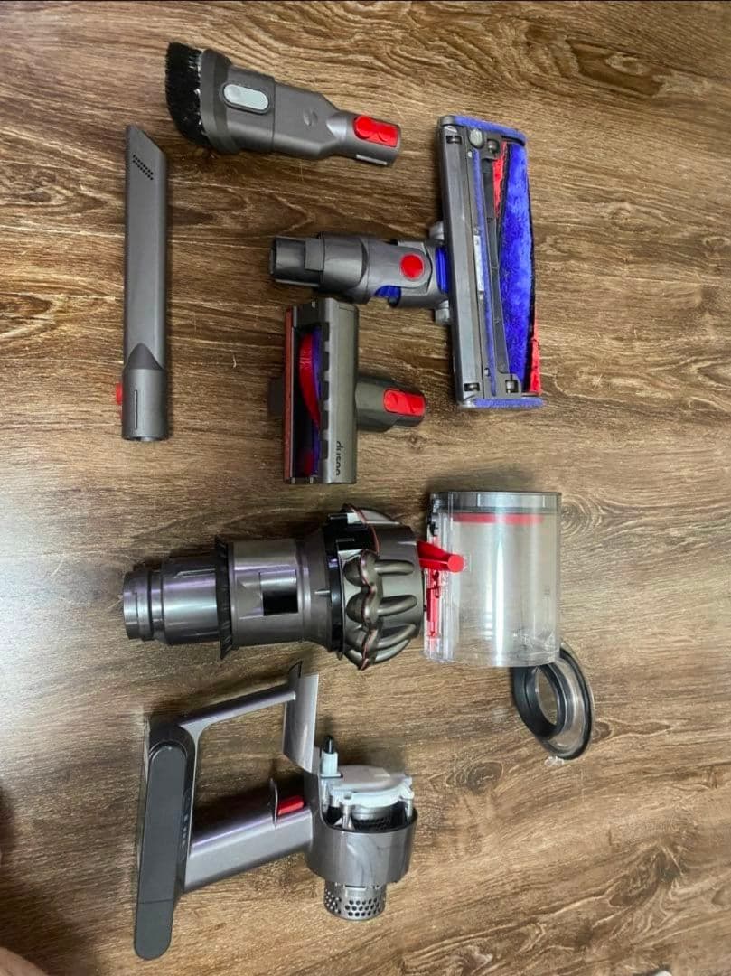 Dyson V10 SV12 スタンド付き 動作確認済み コードレス掃除機