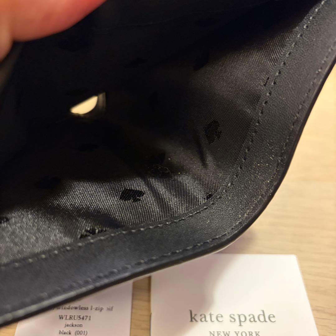 未使用　ケイトスペード　kate spade 二つ折財布　ウォレット　黒