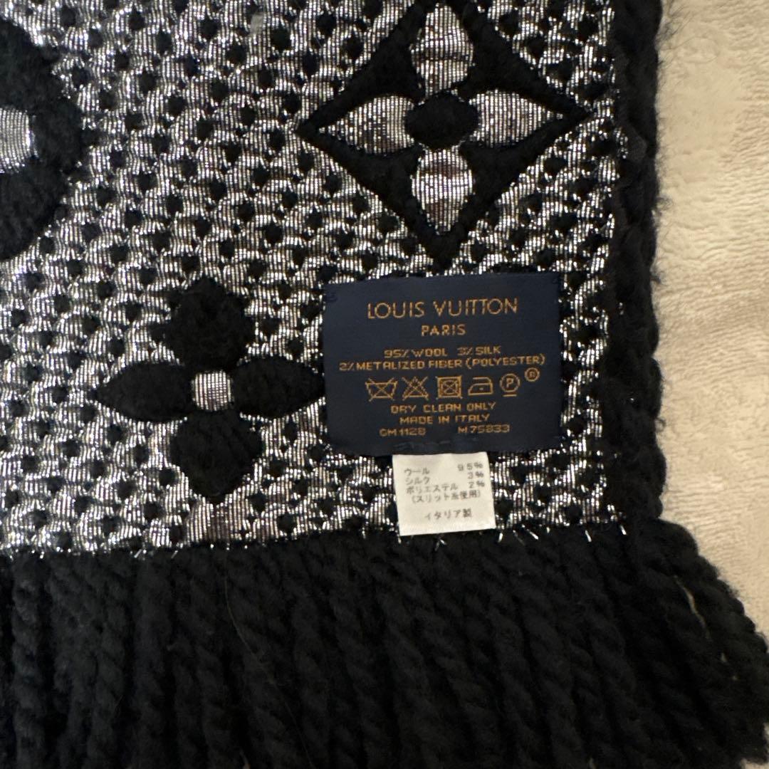 LOUIS VUITTON エシャルプ・ロゴマニア シャインM75833