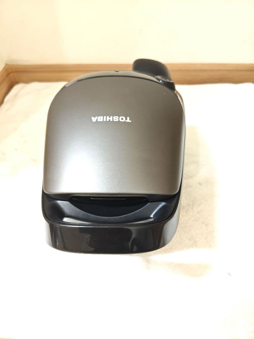 東芝紙パック式掃除機VC‐PM7A(H) なんと1年未満の品　エアーヘッド