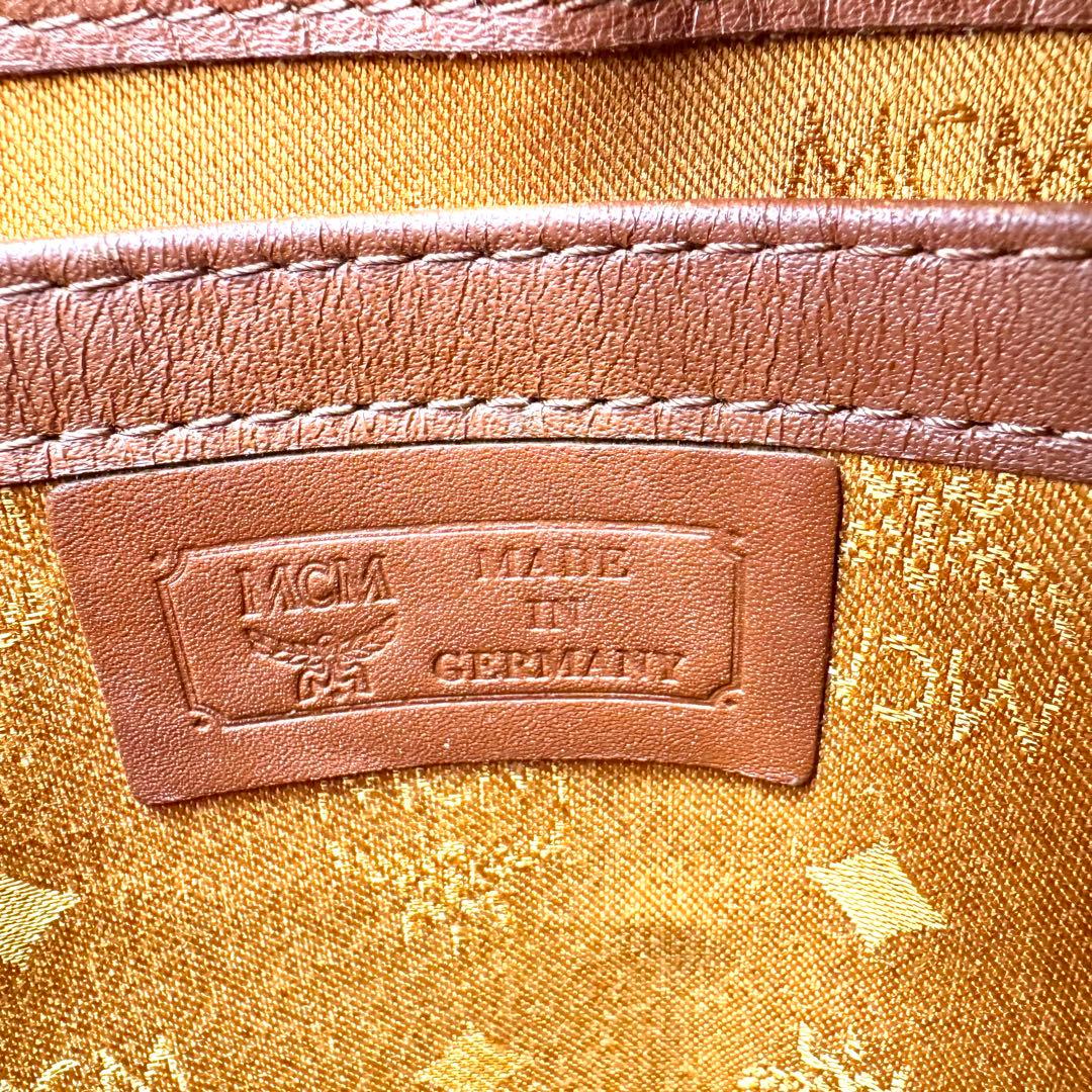 ✨美品✨MCM ミニボストン ハンドバッグ ロゴプレート 総柄 旅行バッグ 茶