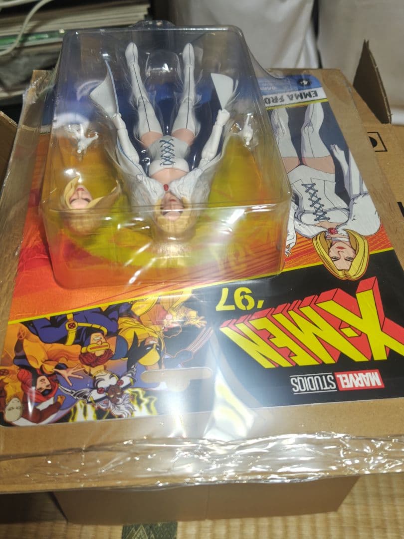 X-Men '97 エマ・フロスト＆布製マント。