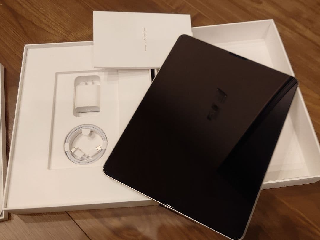 iPad Pro 12.9 6世代 512GB Wi-Fi＆cellular