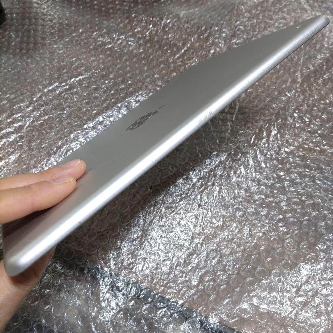 iPad 第7世代 MW752J/A 一部割れあり　管理ナンバー1802