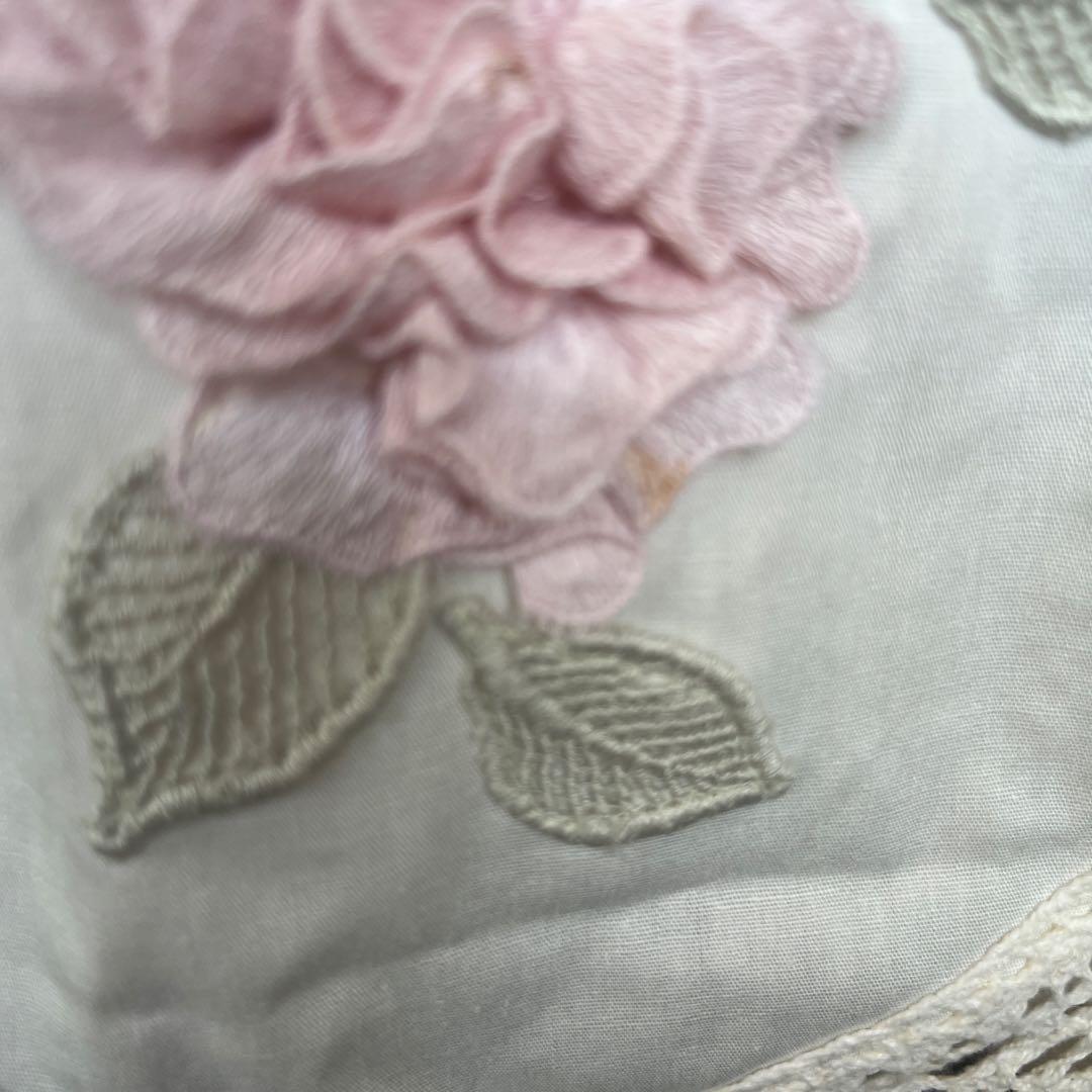 花柄刺繍 ホワイトレースエプロン　さえら