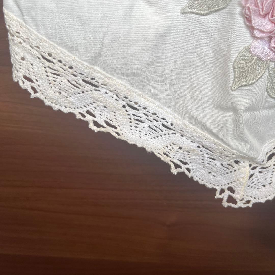 花柄刺繍 ホワイトレースエプロン　さえら