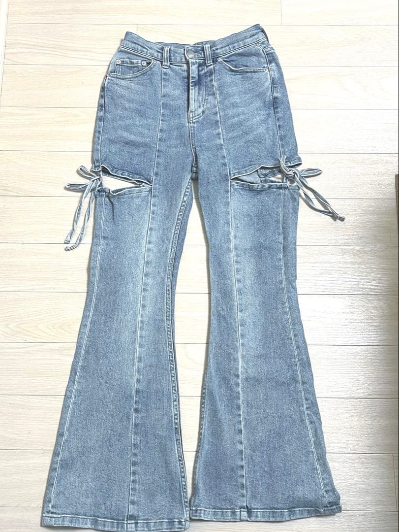 RESEXXY カットアウトリボンデニムパンツ ライトブルー XS