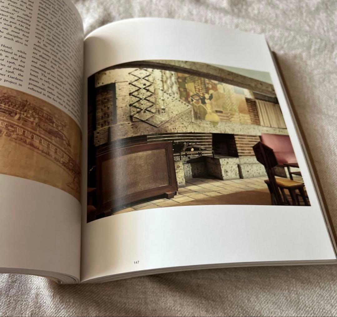 FRANK LLOYD WRIGHT ARCHITECT フランクロイドライト