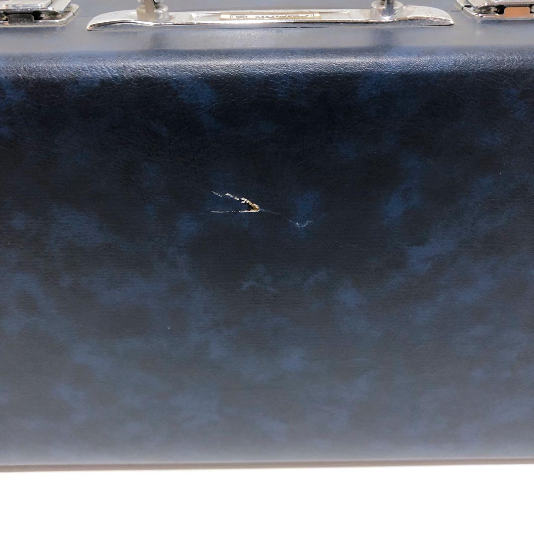 ☆【ジャンク扱い】三味線 弦楽器 和楽器 皮破れ無し ハードケース付き