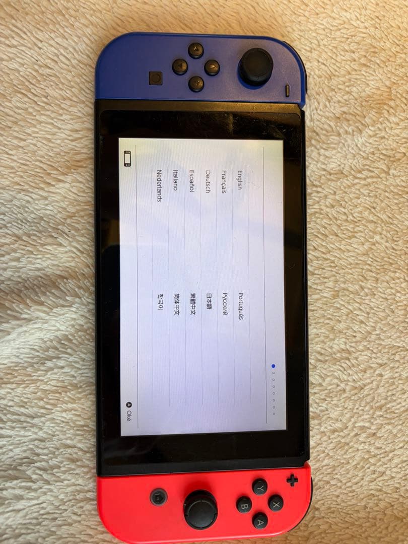 Nintendo Switch 本体 Joy-Con など付属品付き