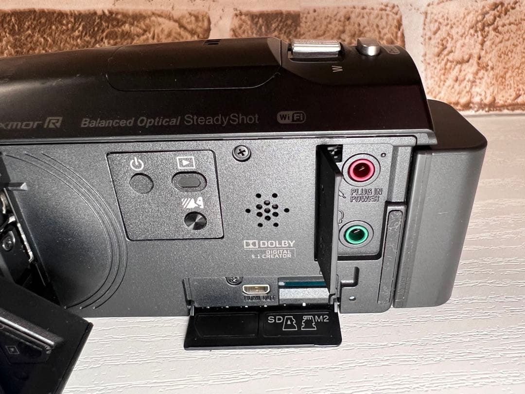【美品】Sony HDR-CX675 ハンディカム 本体 バッテリー2個付き