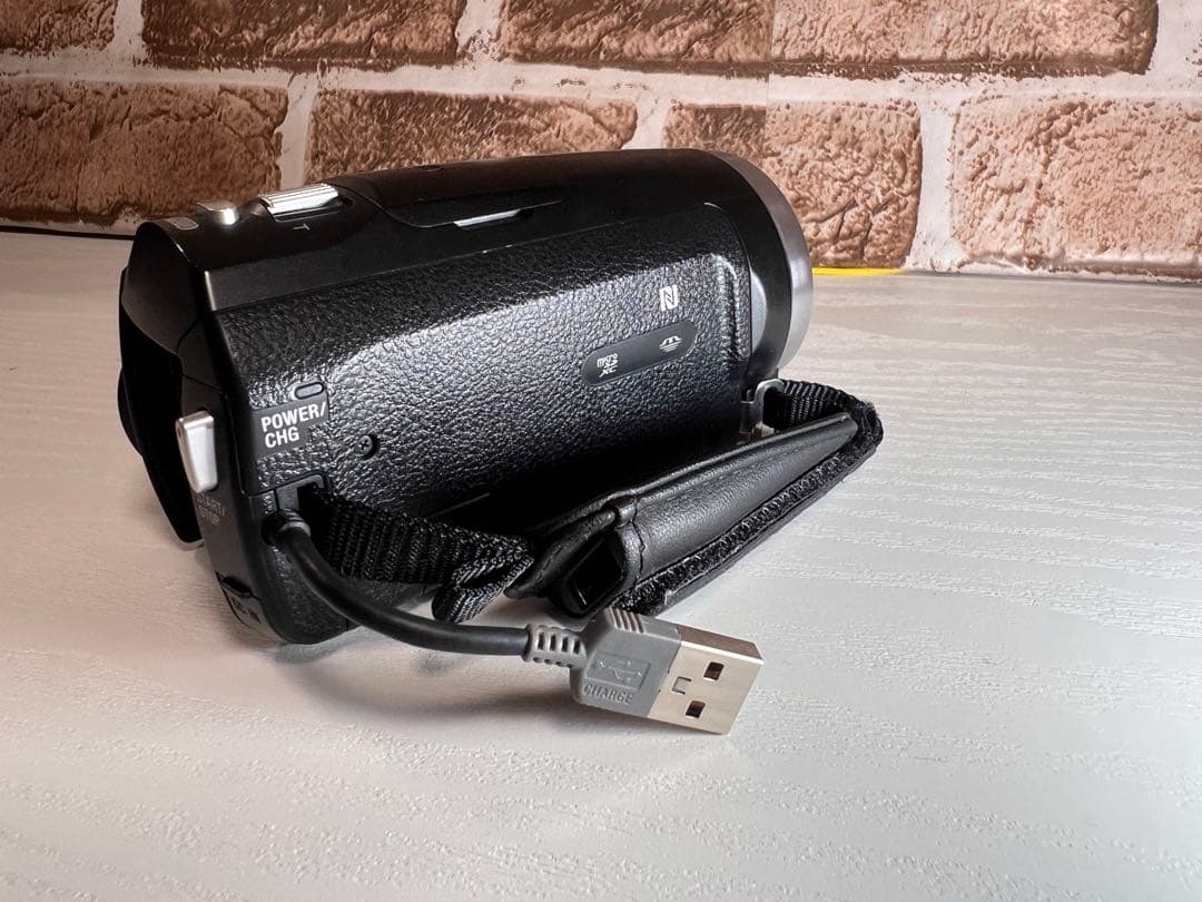 【美品】Sony HDR-CX675 ハンディカム 本体 バッテリー2個付き