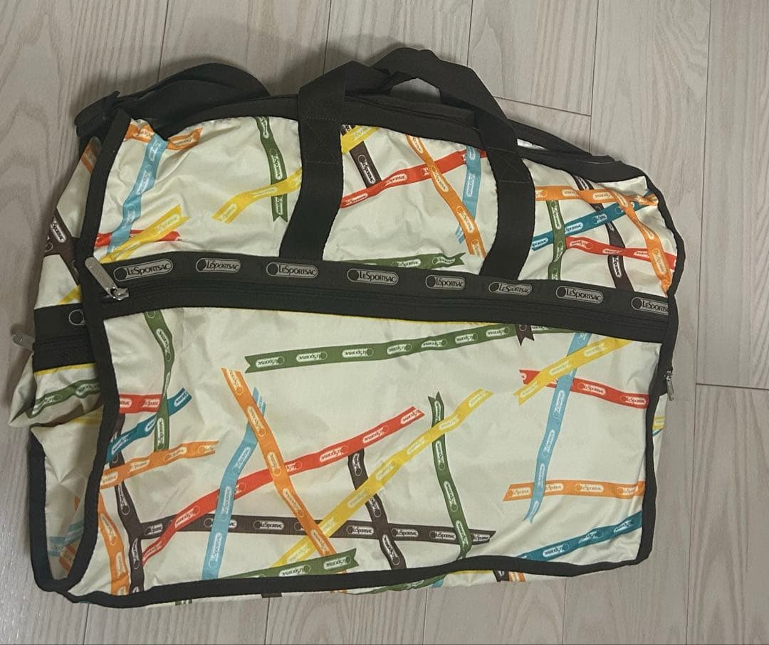 新品　未使用LeSportsac レスポ ナイロン ボストンバッグ 大容量