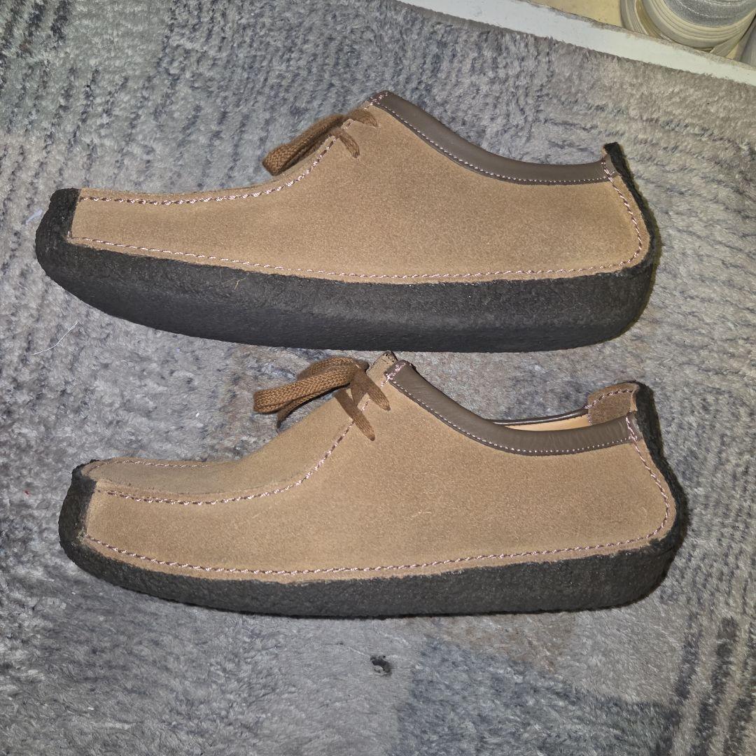 クラークス ナタリー ベージュ スエード CLARKS