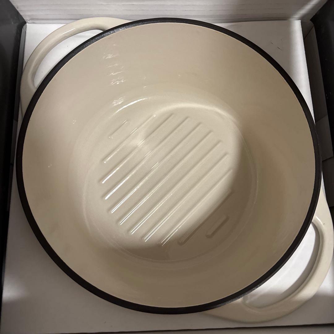 鍋　VERMICULAR oven pot round #22