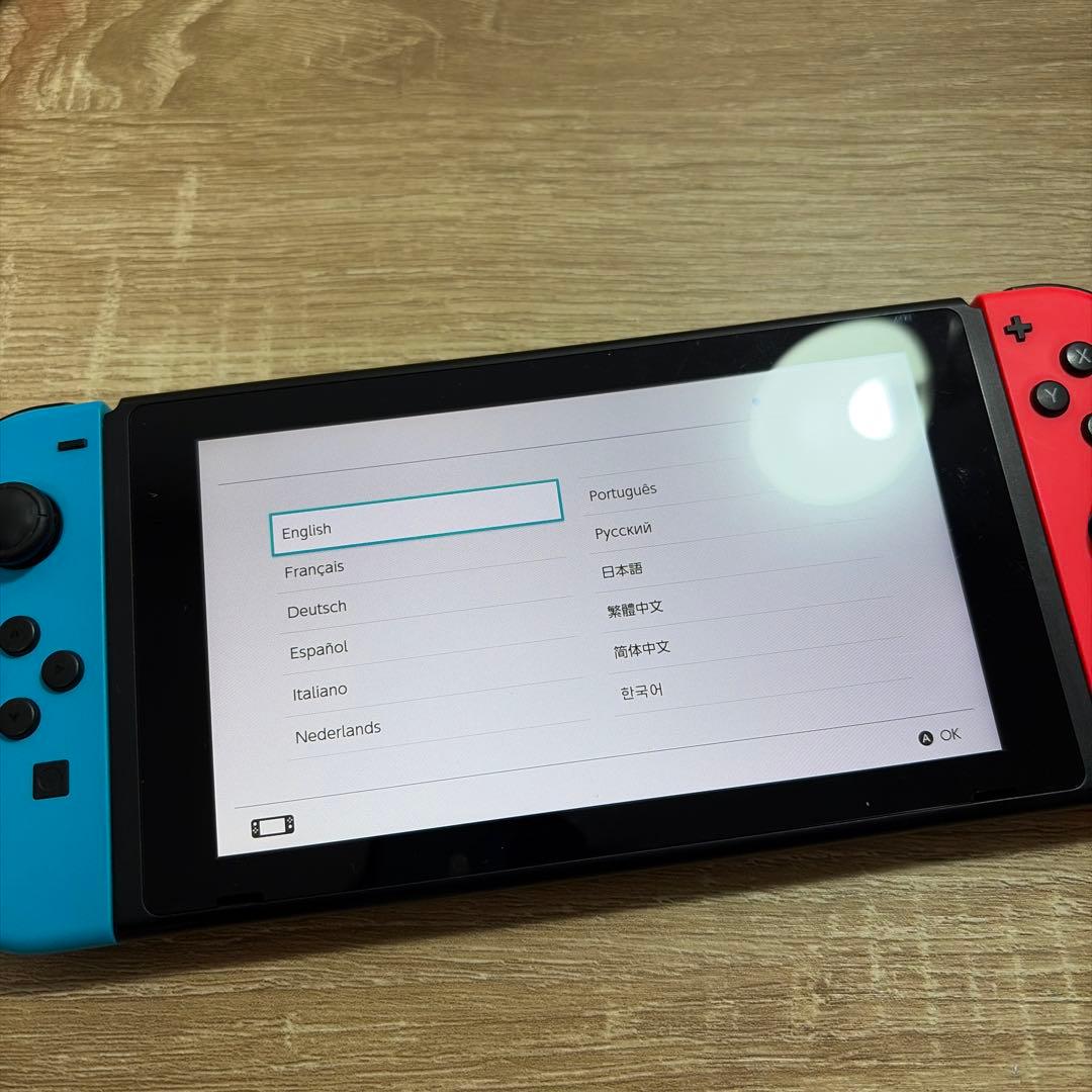 Nintendo Switch 本体 青/赤 Joy-Con ケース付き