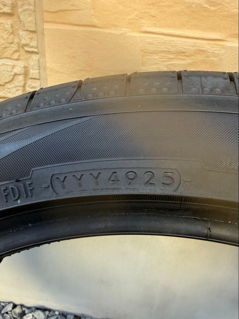 新車外し！25年製YOKOHAMA サマータイヤ 195/50R19 4本セット