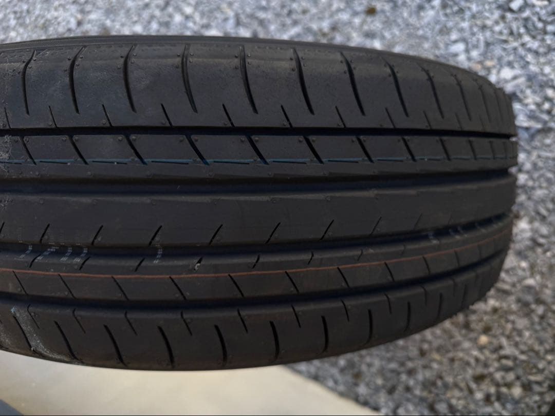 新車外し！25年製YOKOHAMA サマータイヤ 195/50R19 4本セット