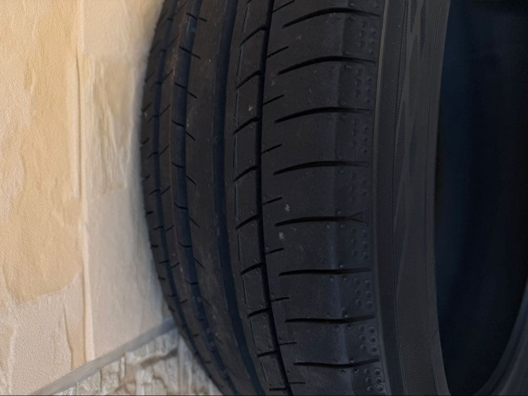 新車外し！25年製YOKOHAMA サマータイヤ 195/50R19 4本セット