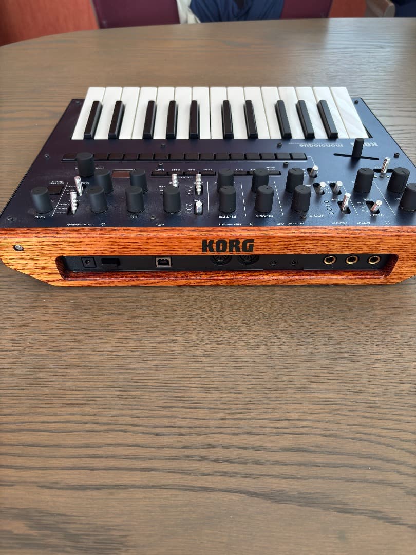 KORG monologue アナログシンセサイザー