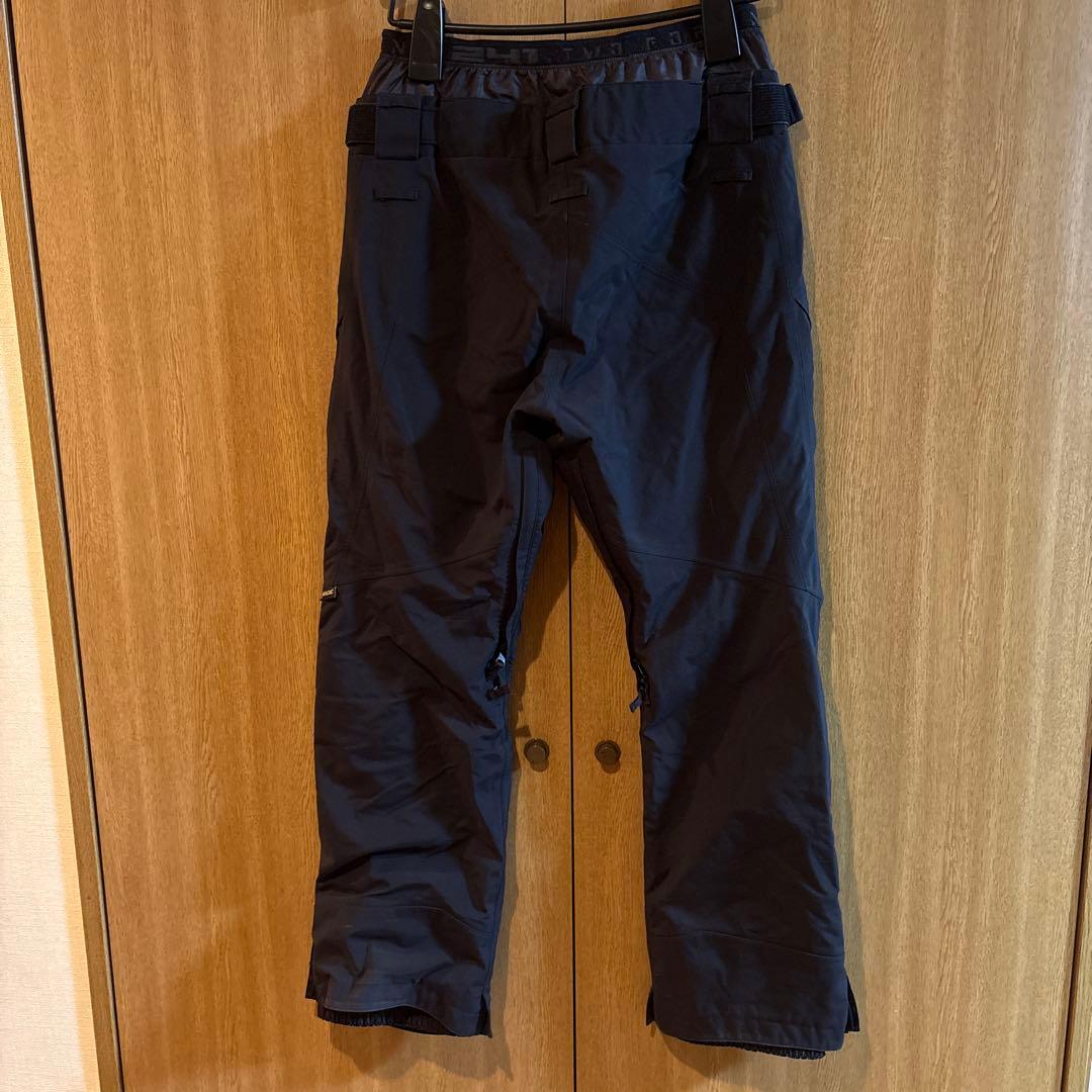 MB3801 GORE-TEX ブラックスノーボードパンツ
