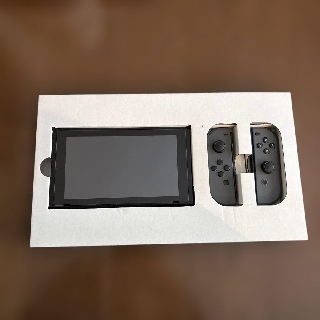美品　Nintendo switch グレー本体　ハンドルセット