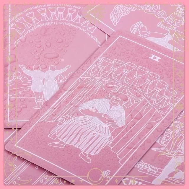 【タロットカード】可愛いピンク×ホワイトのデッキ✨プラスチック加工 ポーチ付