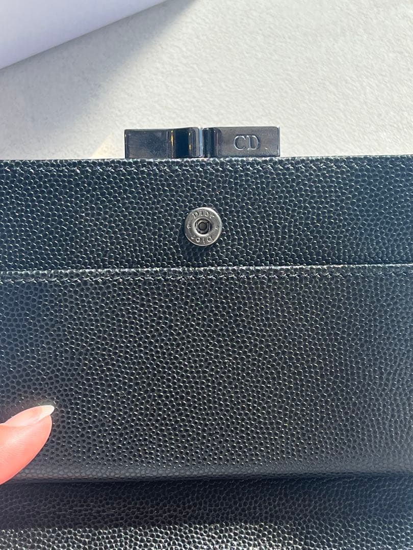 【新品未使用】ChristianDior ブラックレザー 二つ折り財布