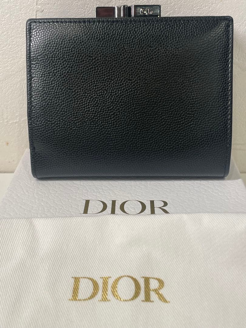 【新品未使用】ChristianDior ブラックレザー 二つ折り財布